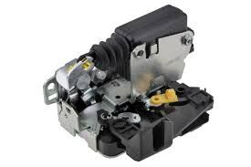 KAPI KİLİDİ SAĞ ÖN DACIA DUSTER 10-18 - SANDERO I 08-13