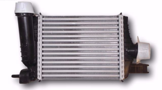TURBO RADYATÖRÜ INTERCOOLER CLIO IV 12> CAPTUR 13> DUSTER 13> 0.9TCe 1.2TCe 1.5dCi