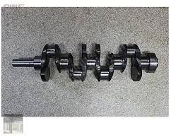 KRANK MİLİ TOYOTA HILUX 2.4L 2L LN85. LN145. LN105 90-04 / HIACE LH112 LH114 89->