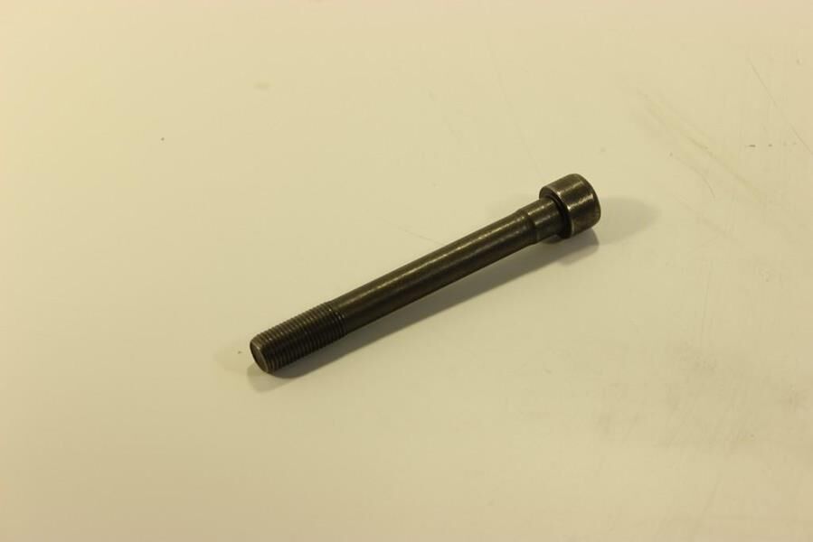 SİLİNDİR KAPAK SAPLAMASI ÜST H100 KAMYONET-L300-L200 2.4-2.5 D 94>96
